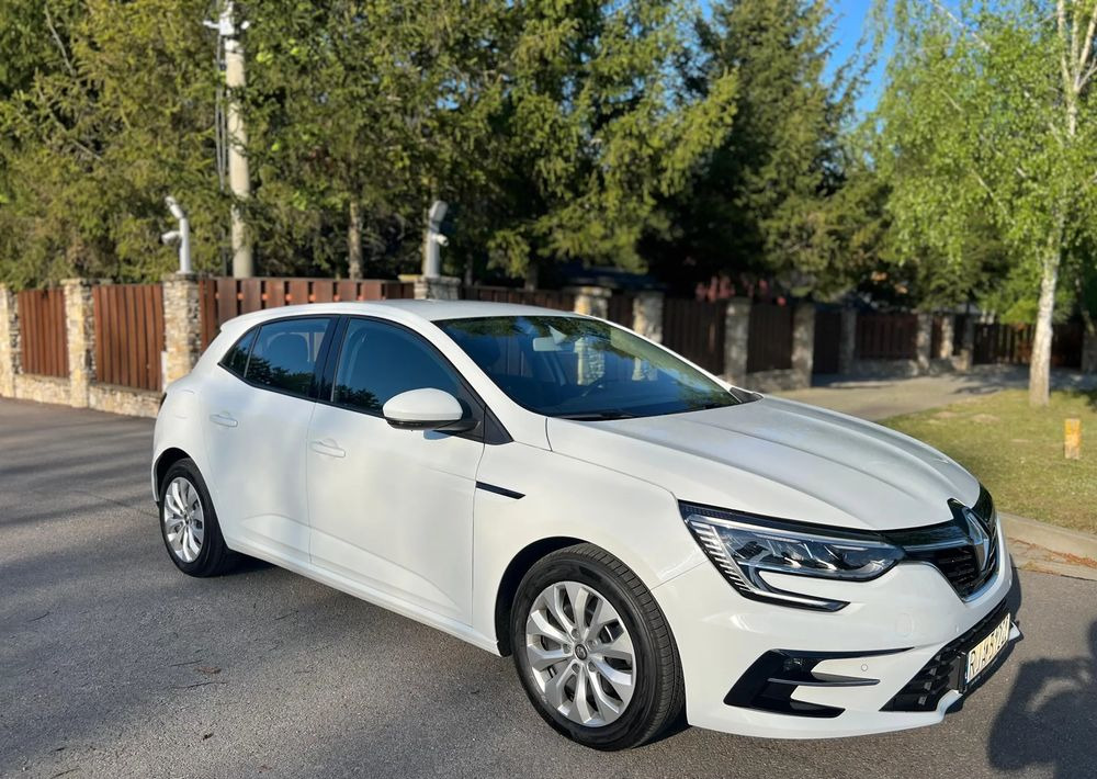 Renault Megane 1.5 Blue dCi Business - Autó: 3 kép. Renault Megane 1.5 Blue dCi Business - Autó: 3 kép.