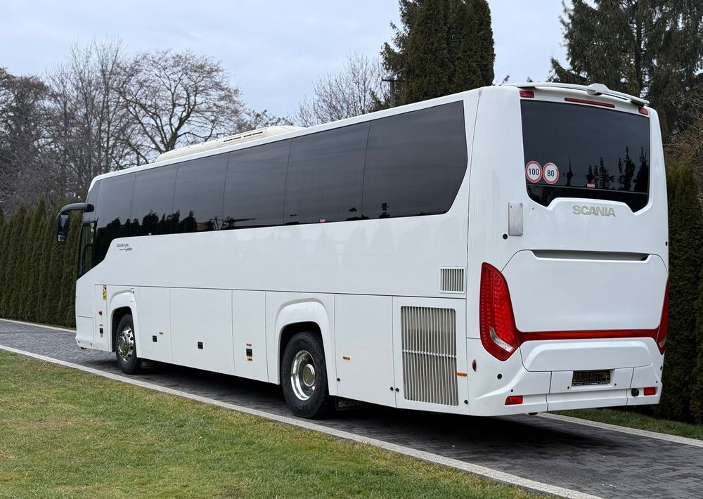 Scania HIGER TOURING HD 51 miejsc - Távolsági busz: 5 kép. Scania HIGER TOURING HD 51 miejsc - Távolsági busz: 5 kép.
