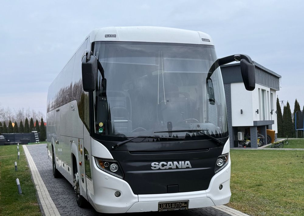Scania HIGER TOURING HD 51 miejsc - Távolsági busz: 3 kép. Scania HIGER TOURING HD 51 miejsc - Távolsági busz: 3 kép.