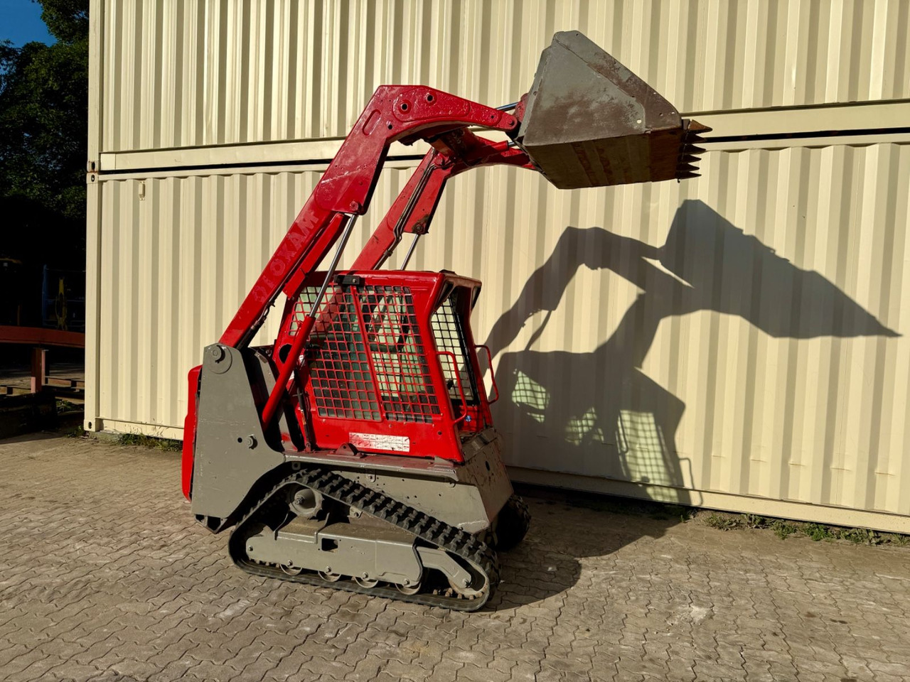 Bobcat T110 / 2016 BJ / 1.606 Stunden - Buldózer: 4 kép. Bobcat T110 / 2016 BJ / 1.606 Stunden - Buldózer: 4 kép.