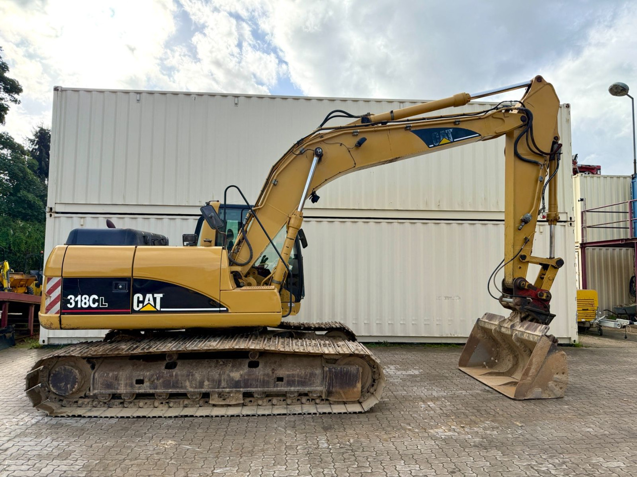 CAT 318CL / 2005 BJ / Deutsche Maschine - Lánctalpas kotró: 5 kép. CAT 318CL / 2005 BJ / Deutsche Maschine - Lánctalpas kotró: 5 kép.