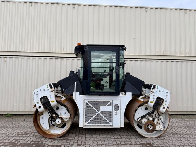 CAT CD10 / 2018 BJ / 2.880 H / A/C - Úthenger: 1 kép. CAT CD10 / 2018 BJ / 2.880 H / A/C - Úthenger: 1 kép.