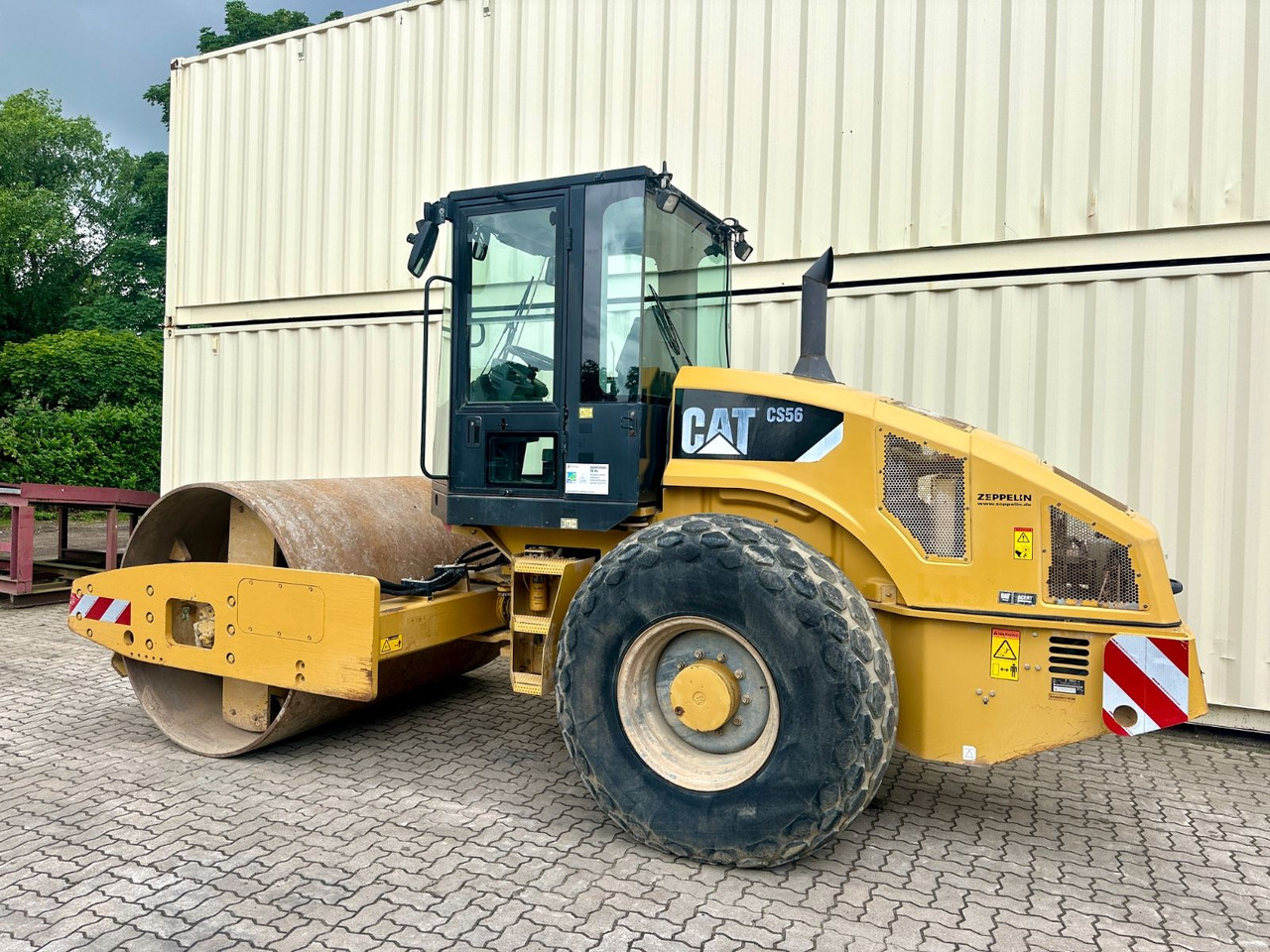 CAT CS56 / 3.782 H / Deutsche Maschine - Talajtömörítő: 3 kép. CAT CS56 / 3.782 H / Deutsche Maschine - Talajtömörítő: 3 kép.