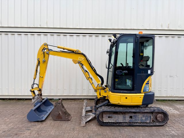 Komatsu PC26MR-3 / 2020 BJ / 2 x Löffel - Minikotró: 2 kép. Komatsu PC26MR-3 / 2020 BJ / 2 x Löffel - Minikotró: 2 kép.