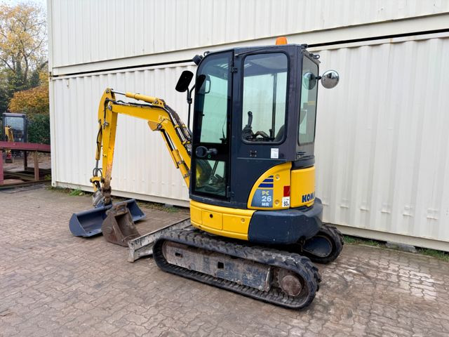 Komatsu PC26MR-3 / 2020 BJ / 2 x Löffel - Minikotró: 3 kép. Komatsu PC26MR-3 / 2020 BJ / 2 x Löffel - Minikotró: 3 kép.
