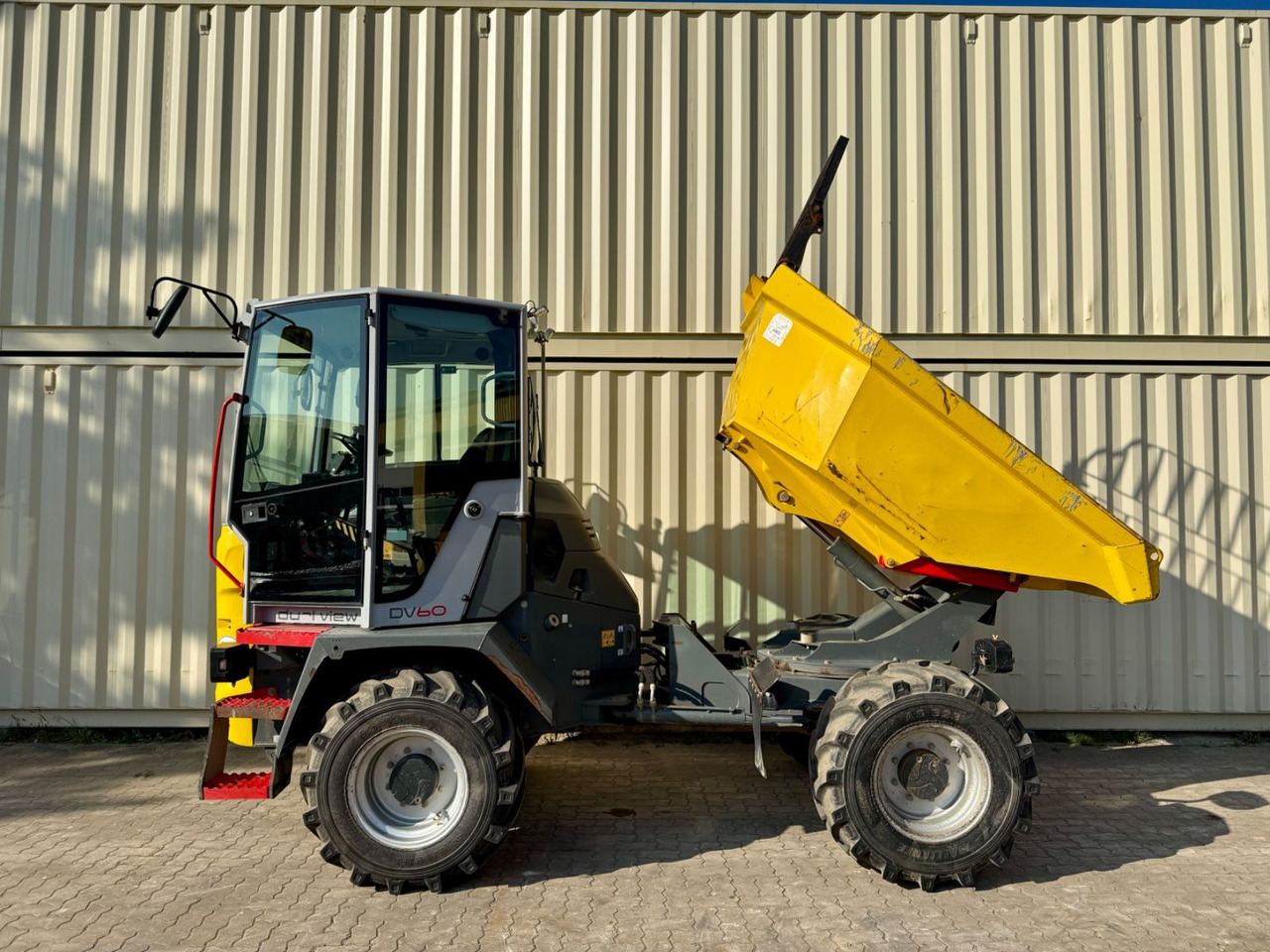Wacker DV60 Dual View/ Drehmulde / 1.778 H - Minidömper: 2 kép. Wacker DV60 Dual View/ Drehmulde / 1.778 H - Minidömper: 2 kép.