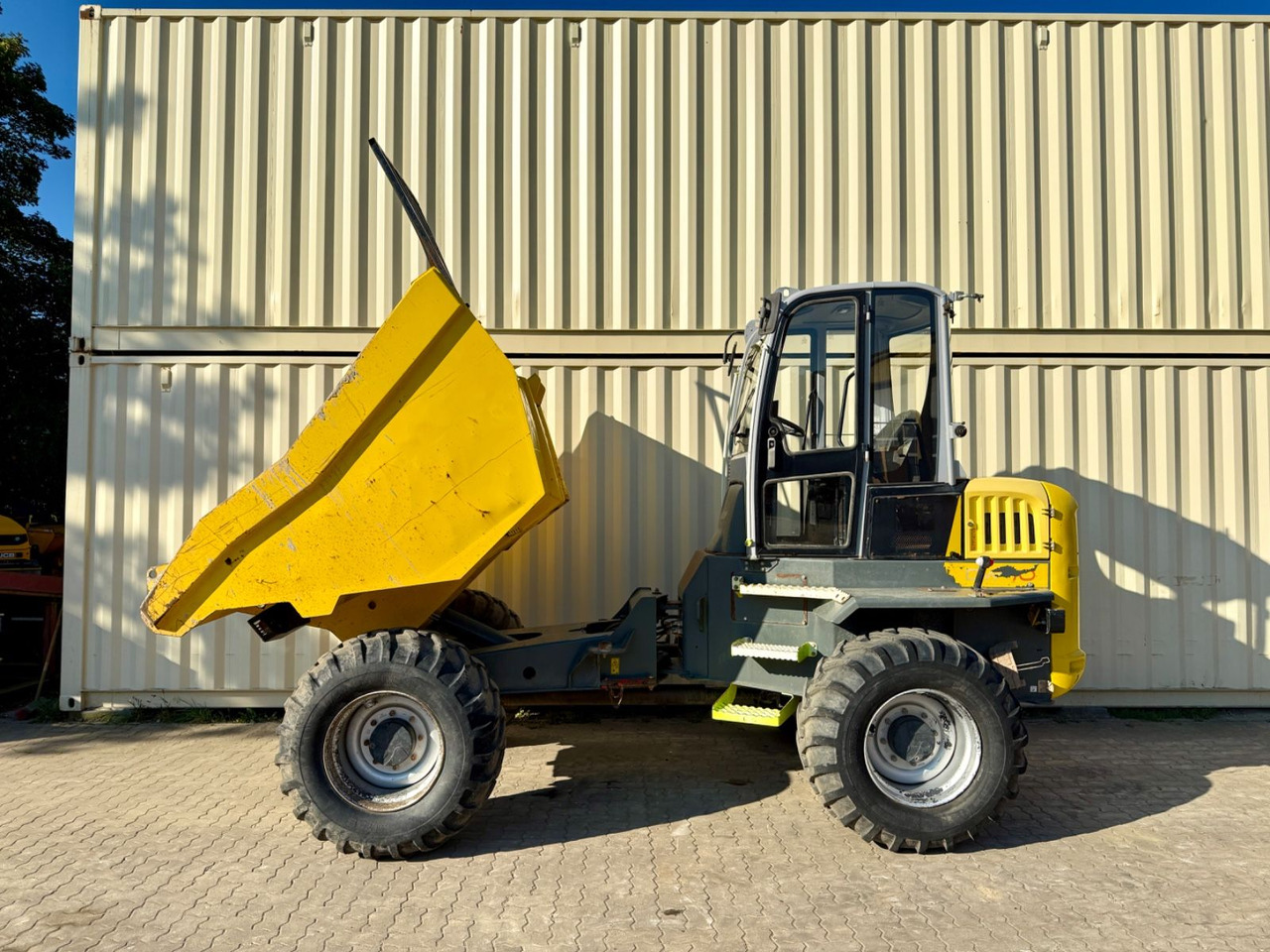Wacker DW90 / 2018 BJ / 9.000 KG / 2.841 H - Minidömper: 1 kép. Wacker DW90 / 2018 BJ / 9.000 KG / 2.841 H - Minidömper: 1 kép.