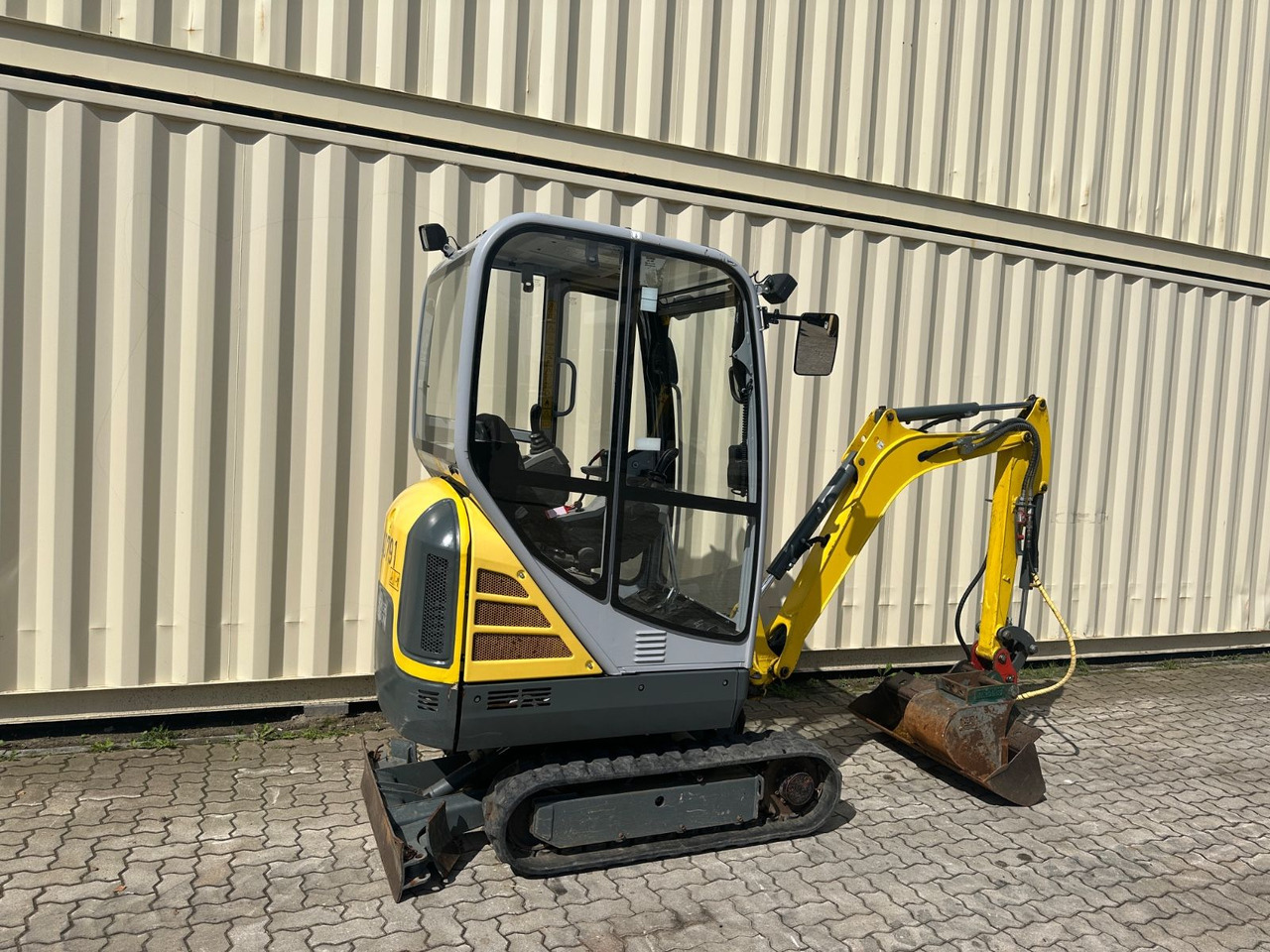 Wacker ET16 / 687 H / 2 x Löffel / MS01 / 1. Hand - Minikotró: 4 kép. Wacker ET16 / 687 H / 2 x Löffel / MS01 / 1. Hand - Minikotró: 4 kép.
