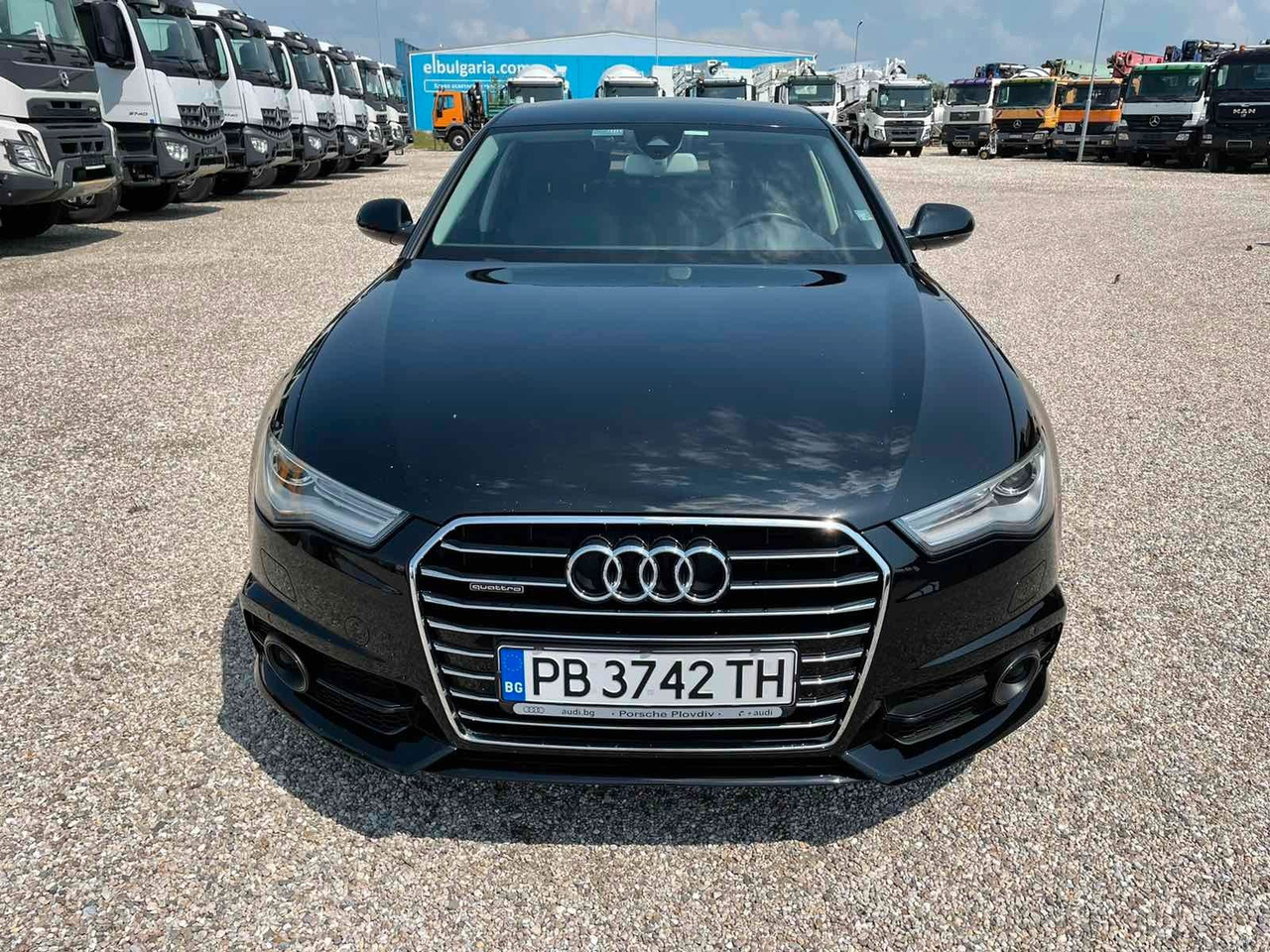 Audi A6 2.0 TDI S tronic quattro - Szedán: 2 kép. Audi A6 2.0 TDI S tronic quattro - Szedán: 2 kép.