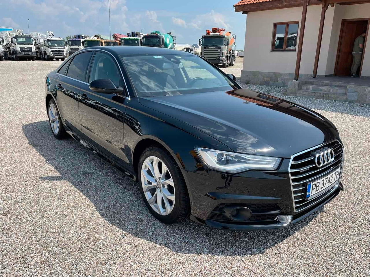 Audi A6 2.0 TDI S tronic quattro - Szedán: 1 kép. Audi A6 2.0 TDI S tronic quattro - Szedán: 1 kép.