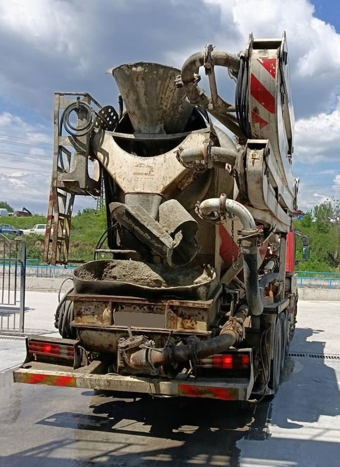 IVECO TRAKKER 450 COIME 35 - Betonpumpa: 5 kép. IVECO TRAKKER 450 COIME 35 - Betonpumpa: 5 kép.