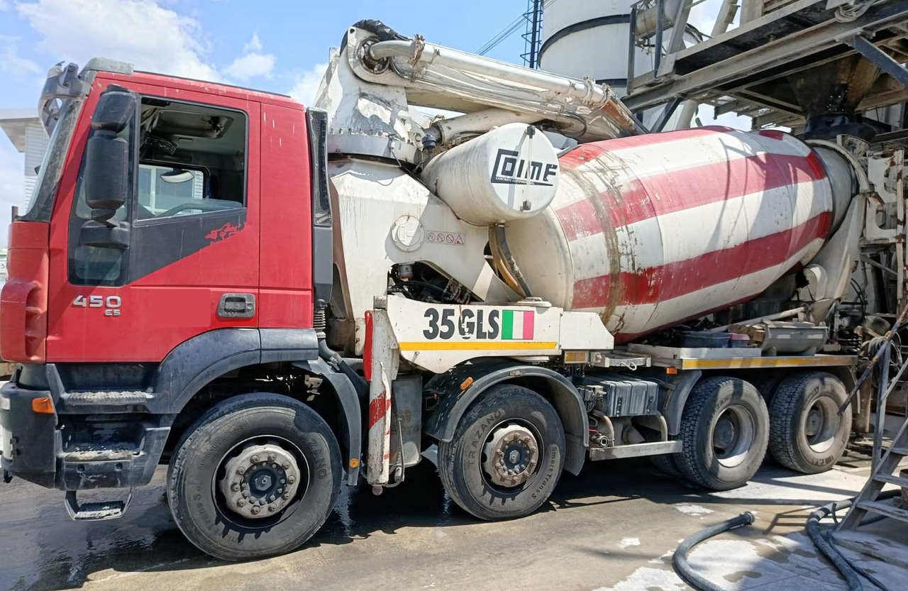 IVECO TRAKKER 450 COIME 35 - Betonpumpa: 3 kép. IVECO TRAKKER 450 COIME 35 - Betonpumpa: 3 kép.