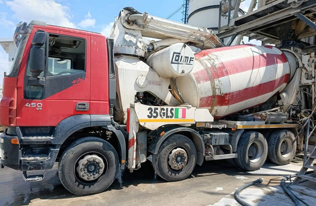 Iveco TRAKKER 450 COIME 35 - Betonpumpa: 3 kép. Iveco TRAKKER 450 COIME 35 - Betonpumpa: 3 kép.