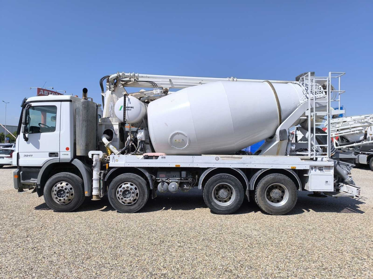 MERCEDES-BENZ ACTROS 3241 SCHWING FBP24 - Betonpumpa: 4 kép. MERCEDES-BENZ ACTROS 3241 SCHWING FBP24 - Betonpumpa: 4 kép.
