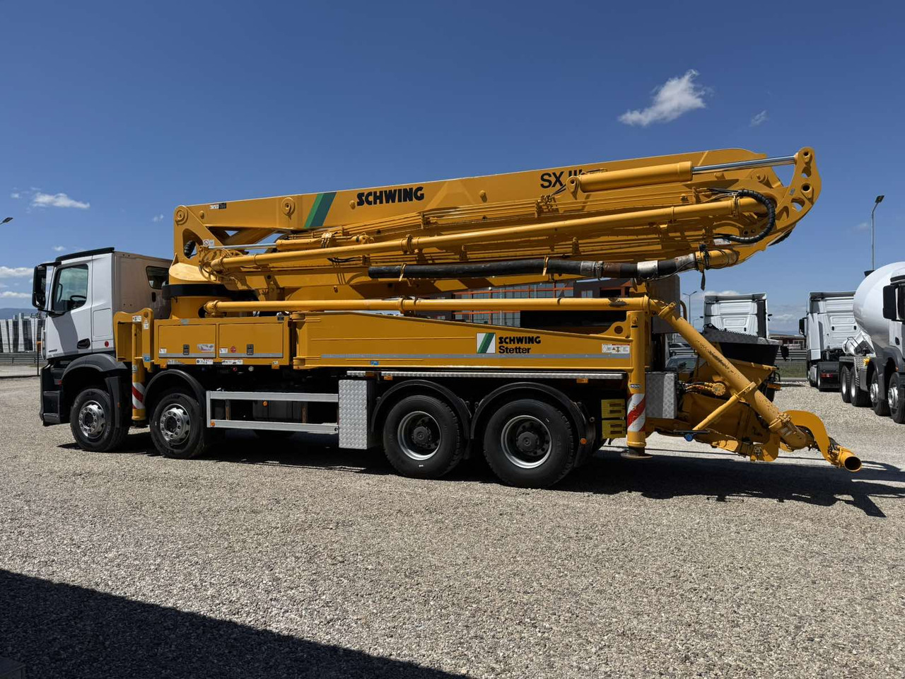 MERCEDES-BENZ AROCS 4442 SCHWING S43SX - Betonpumpa: 4 kép. MERCEDES-BENZ AROCS 4442 SCHWING S43SX - Betonpumpa: 4 kép.