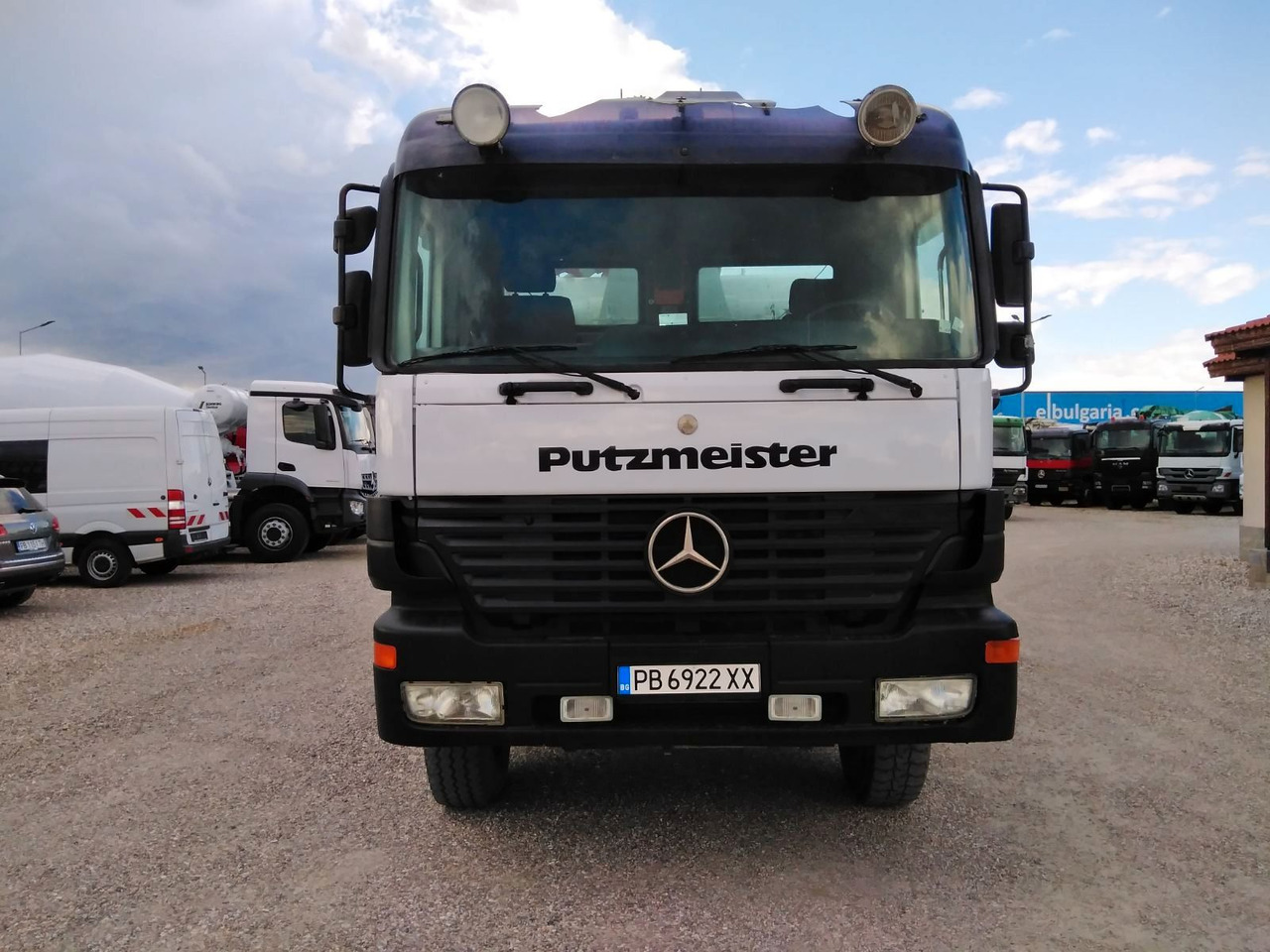 Mercedes-Benz ACTROS 3240 Putzmeister 26.67S - Pumix: 2 kép. Mercedes-Benz ACTROS 3240 Putzmeister 26.67S - Pumix: 2 kép.