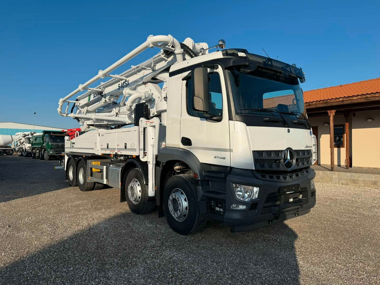 Mercedes-Benz AROCS 3746 SCHWING S43SX III - Betonpumpa: 1 kép. Mercedes-Benz AROCS 3746 SCHWING S43SX III - Betonpumpa: 1 kép.