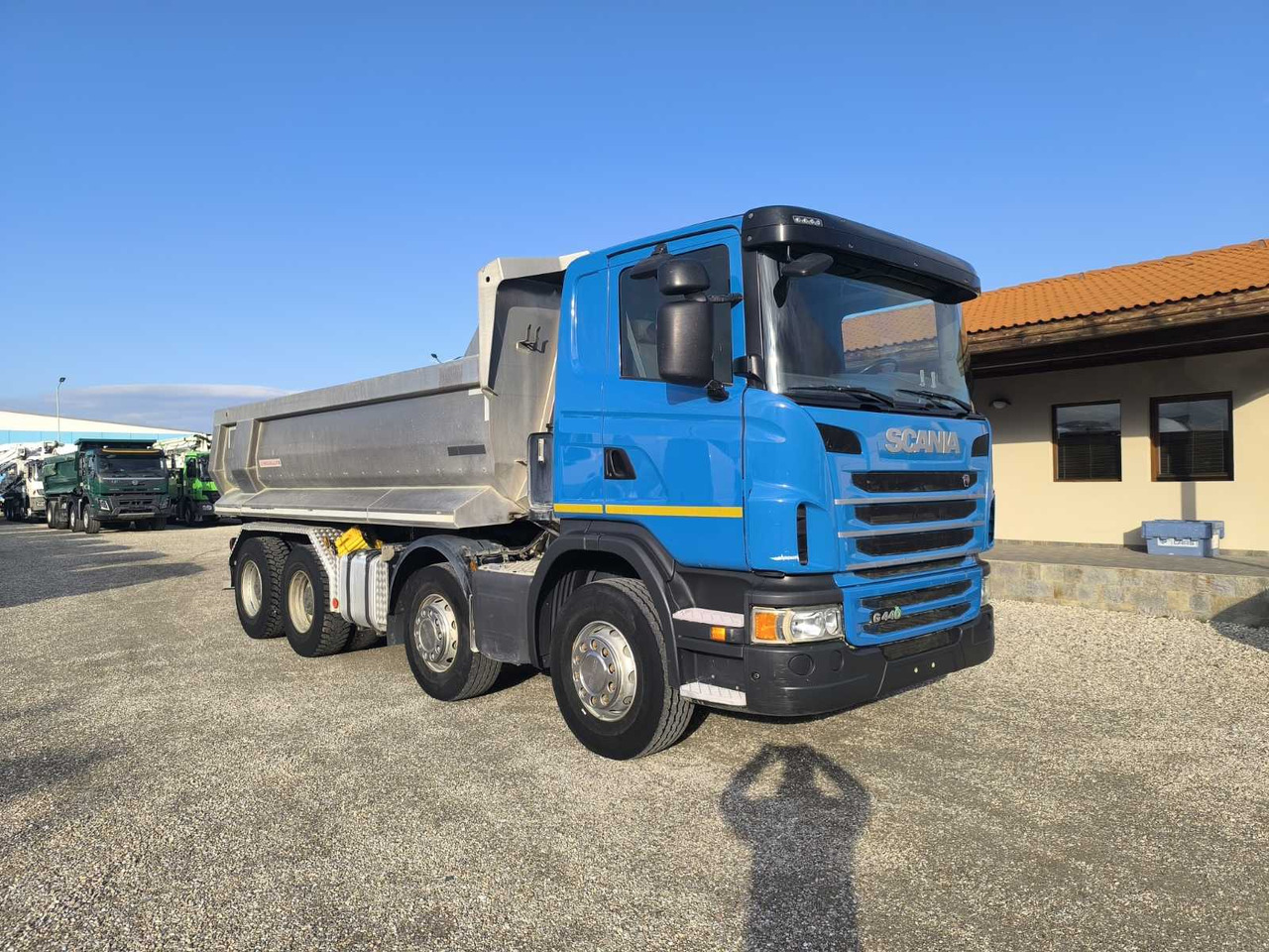 SCANIA G 440CB - Billenőplatós teherautó: 1 kép. SCANIA G 440CB - Billenőplatós teherautó: 1 kép.
