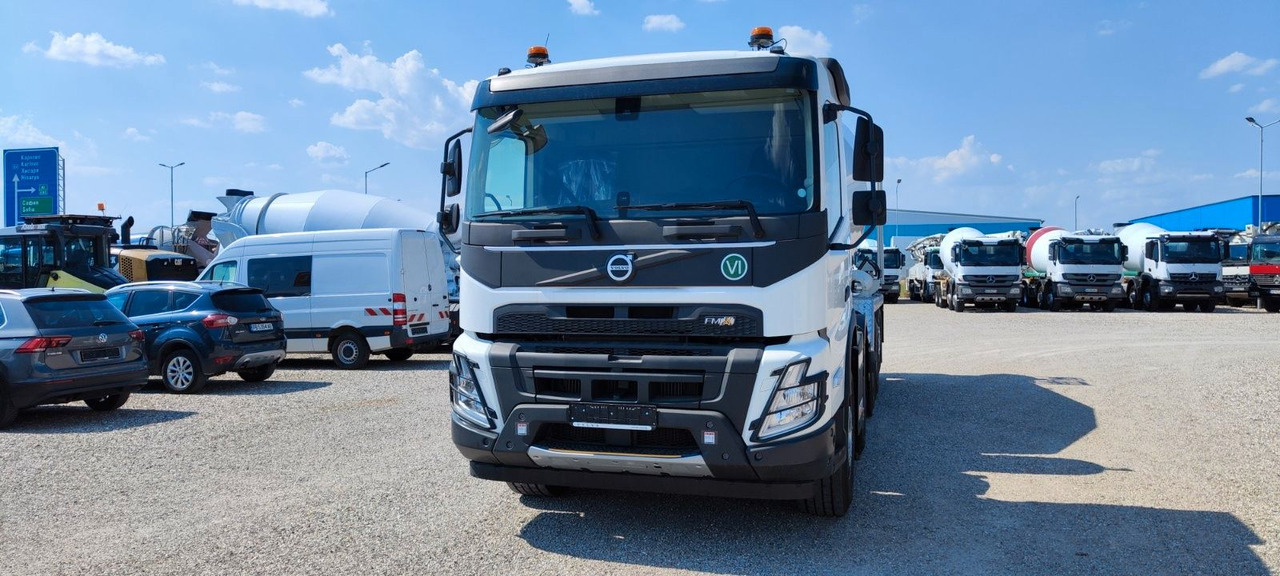 Volvo FMX 460 STETTER 12M3 - Betonmixer: 2 kép. Volvo FMX 460 STETTER 12M3 - Betonmixer: 2 kép.