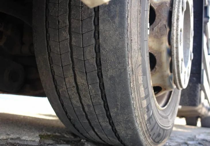 Platós teherautó DAF CF 410 EURO 6 Laweta - Platforma super stan: 9 kép.
