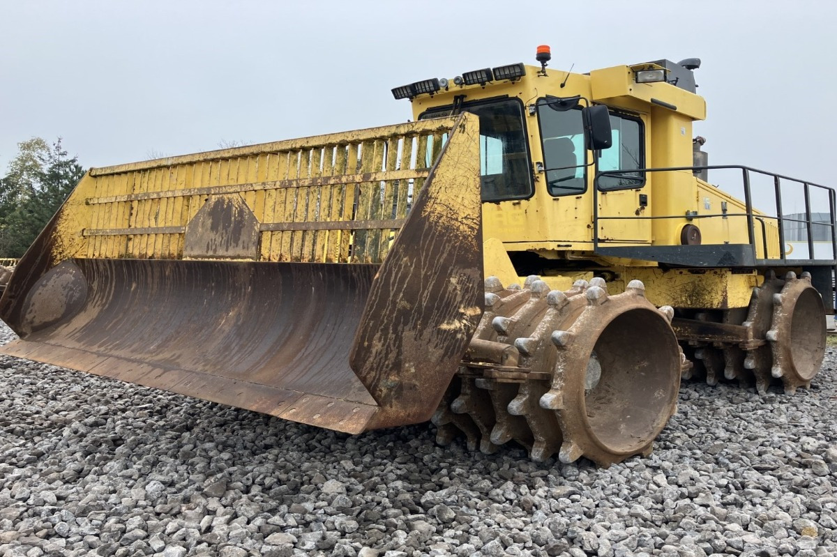 BOMAG DE BC 772 RB-2 Stage IIIa/Tier 3 - Talajtömörítő: 2 kép. BOMAG DE BC 772 RB-2 Stage IIIa/Tier 3 - Talajtömörítő: 2 kép.