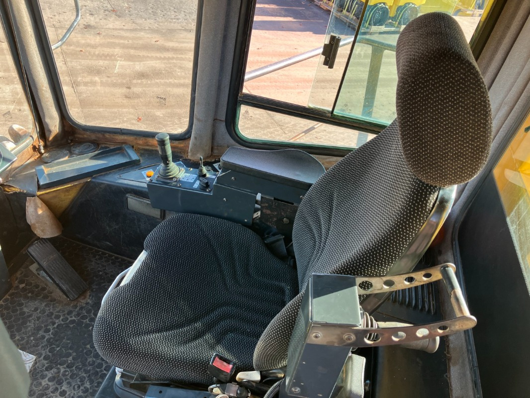 BOMAG DE BC 772 RB-2 Stage IIIa/Tier 3 - Talajtömörítő: 5 kép. BOMAG DE BC 772 RB-2 Stage IIIa/Tier 3 - Talajtömörítő: 5 kép.