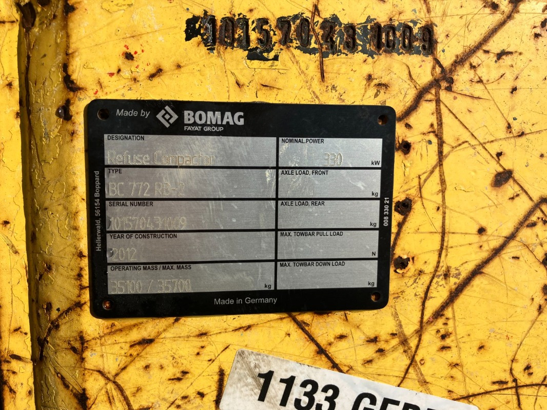 BOMAG DE BC 772 RB-2 Stage IIIa/Tier 3 - Talajtömörítő: 3 kép. BOMAG DE BC 772 RB-2 Stage IIIa/Tier 3 - Talajtömörítő: 3 kép.