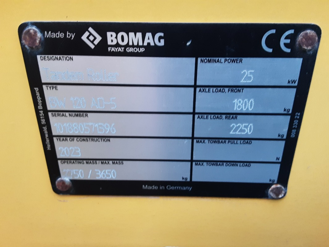 BOMAG DE BW 120 AD-5 Stage V/Tier 4f - Henger: 3 kép. BOMAG DE BW 120 AD-5 Stage V/Tier 4f - Henger: 3 kép.