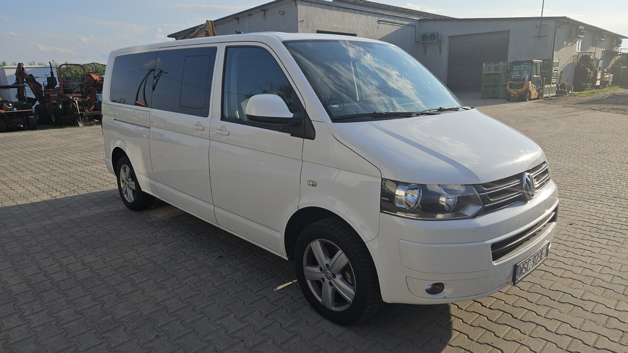Volkswagen Multivan 180KM 4Motion 4x4 automat DSG długi - Autó: 4 kép. Volkswagen Multivan 180KM 4Motion 4x4 automat DSG długi - Autó: 4 kép.