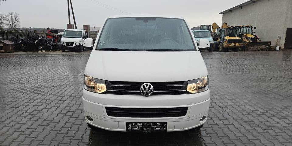 Volkswagen Multivan 180KM 4Motion 4x4 automat DSG długi - Autó: 3 kép. Volkswagen Multivan 180KM 4Motion 4x4 automat DSG długi - Autó: 3 kép.