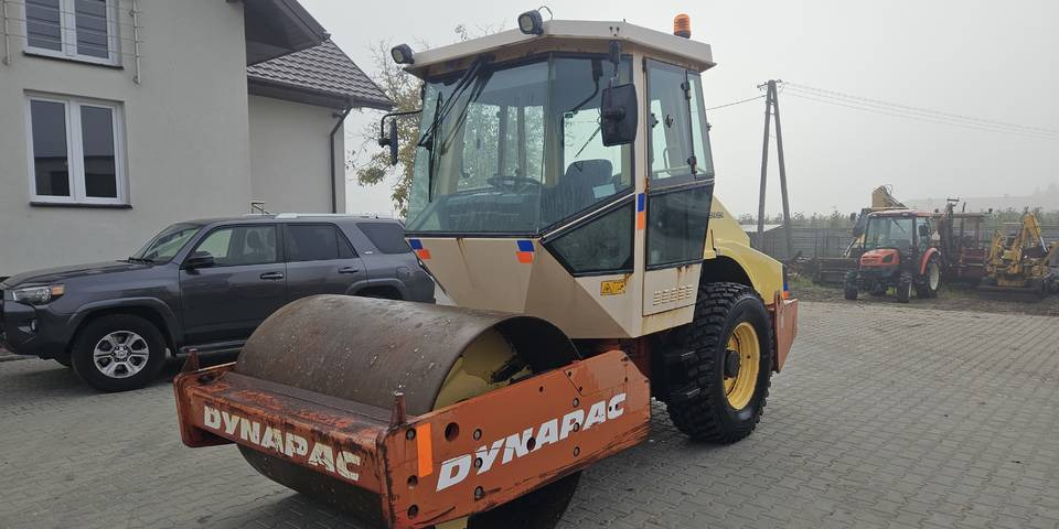 Walec drogowy Dynapac CA152 guma-stal 7500 kg - Talajtömörítő: 2 kép. Walec drogowy Dynapac CA152 guma-stal 7500 kg - Talajtömörítő: 2 kép.