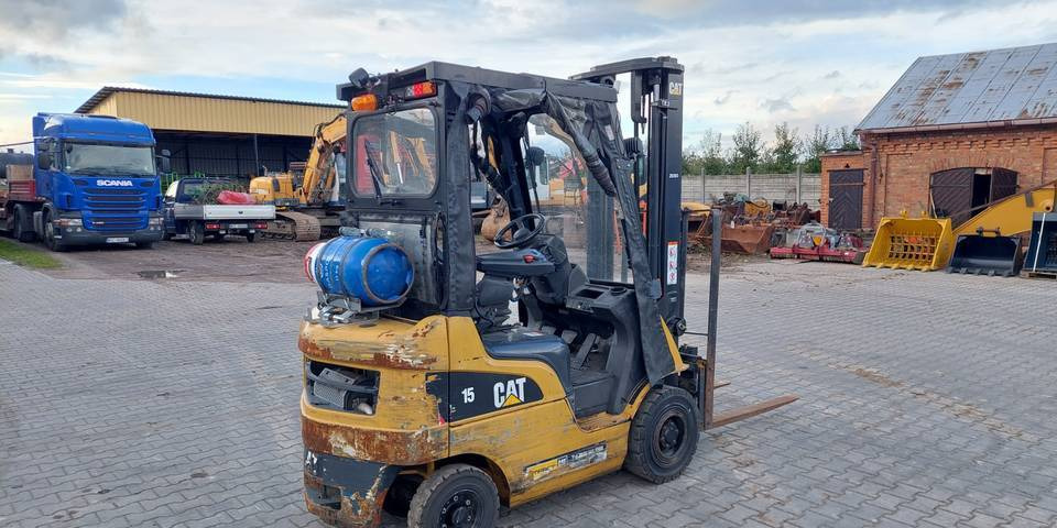 Wózek widłowy Caterpillar GP15N 1,5t pozycjoner, przesuw CAT - Gázüzemű targonca: 4 kép. Wózek widłowy Caterpillar GP15N 1,5t pozycjoner, przesuw CAT - Gázüzemű targonca: 4 kép.