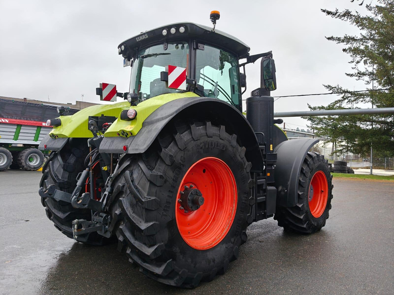 Claas Axion 920 Cmatic GREEN FIT - Traktor: 4 kép. Claas Axion 920 Cmatic GREEN FIT - Traktor: 4 kép.