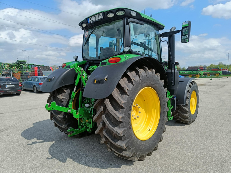 John Deere 6R 155 Autopower - Traktor: 3 kép. John Deere 6R 155 Autopower - Traktor: 3 kép.