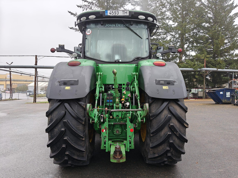 John Deere 8400R - Traktor: 4 kép. John Deere 8400R - Traktor: 4 kép.