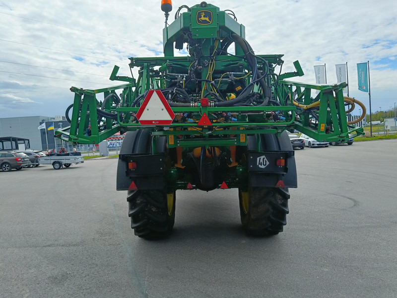 John Deere R962i 36m - Permetezők: 4 kép. John Deere R962i 36m - Permetezők: 4 kép.