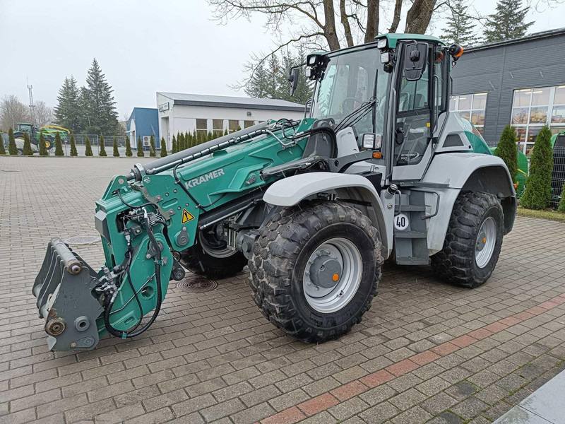 Kramer KL55.8T - Teleszkópos homlokrakodó: 3 kép. Kramer KL55.8T - Teleszkópos homlokrakodó: 3 kép.