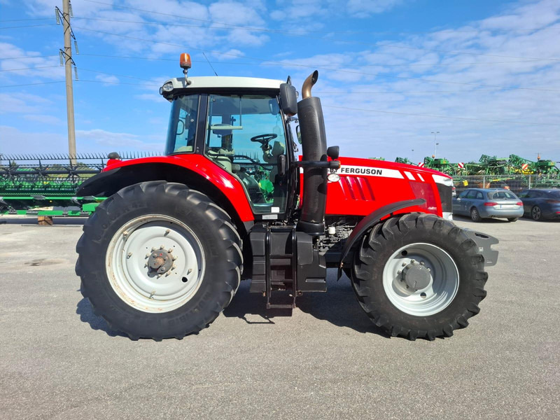 Massey Ferguson 7720 Dyna-VT - Traktor: 2 kép. Massey Ferguson 7720 Dyna-VT - Traktor: 2 kép.