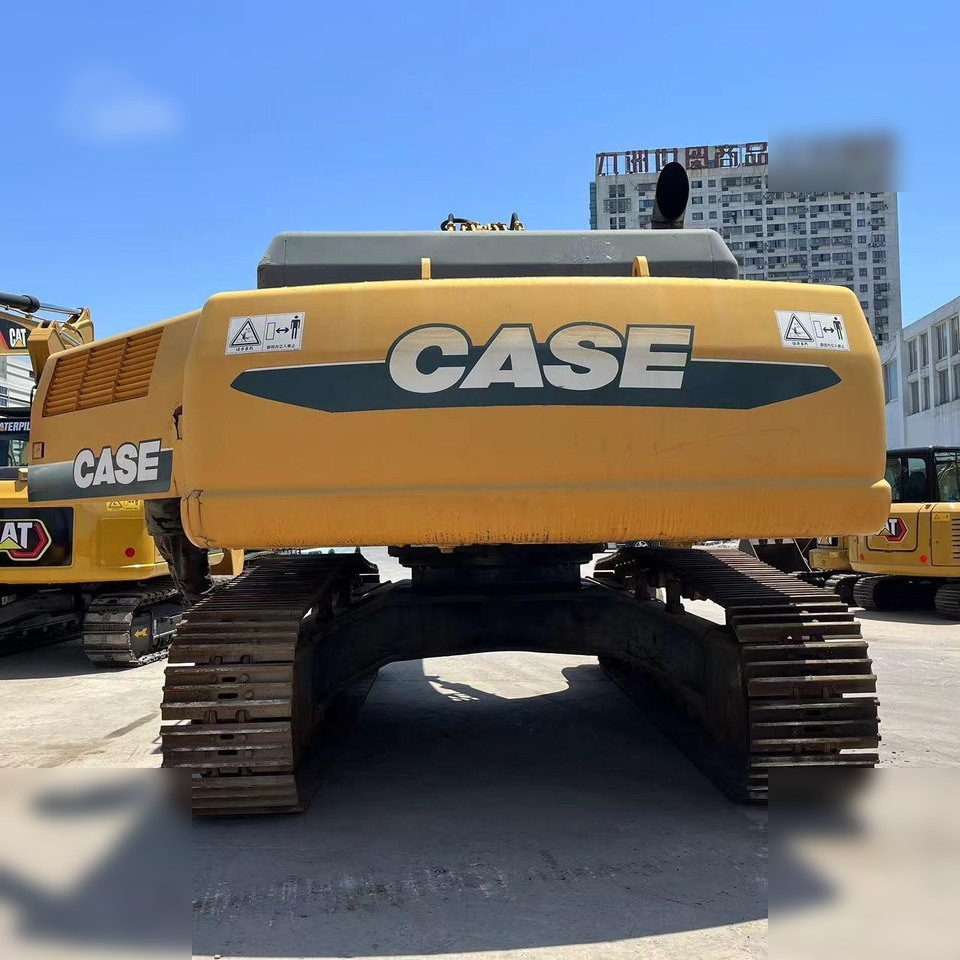 CASE CX460 - Lánctalpas kotró: 3 kép. CASE CX460 - Lánctalpas kotró: 3 kép.
