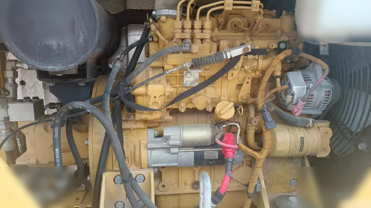 CATERPILLAR 306D - Lánctalpas kotró: 5 kép. CATERPILLAR 306D - Lánctalpas kotró: 5 kép.