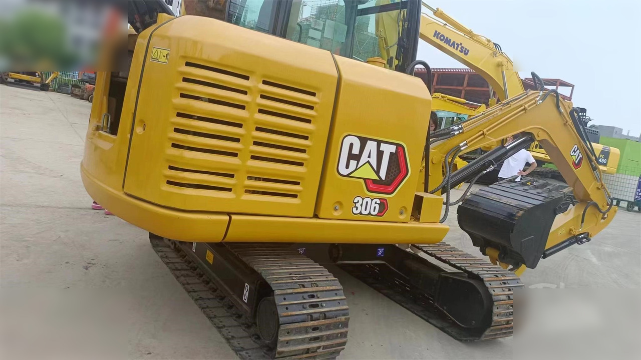 CATERPILLAR 306D - Lánctalpas kotró: 3 kép. CATERPILLAR 306D - Lánctalpas kotró: 3 kép.