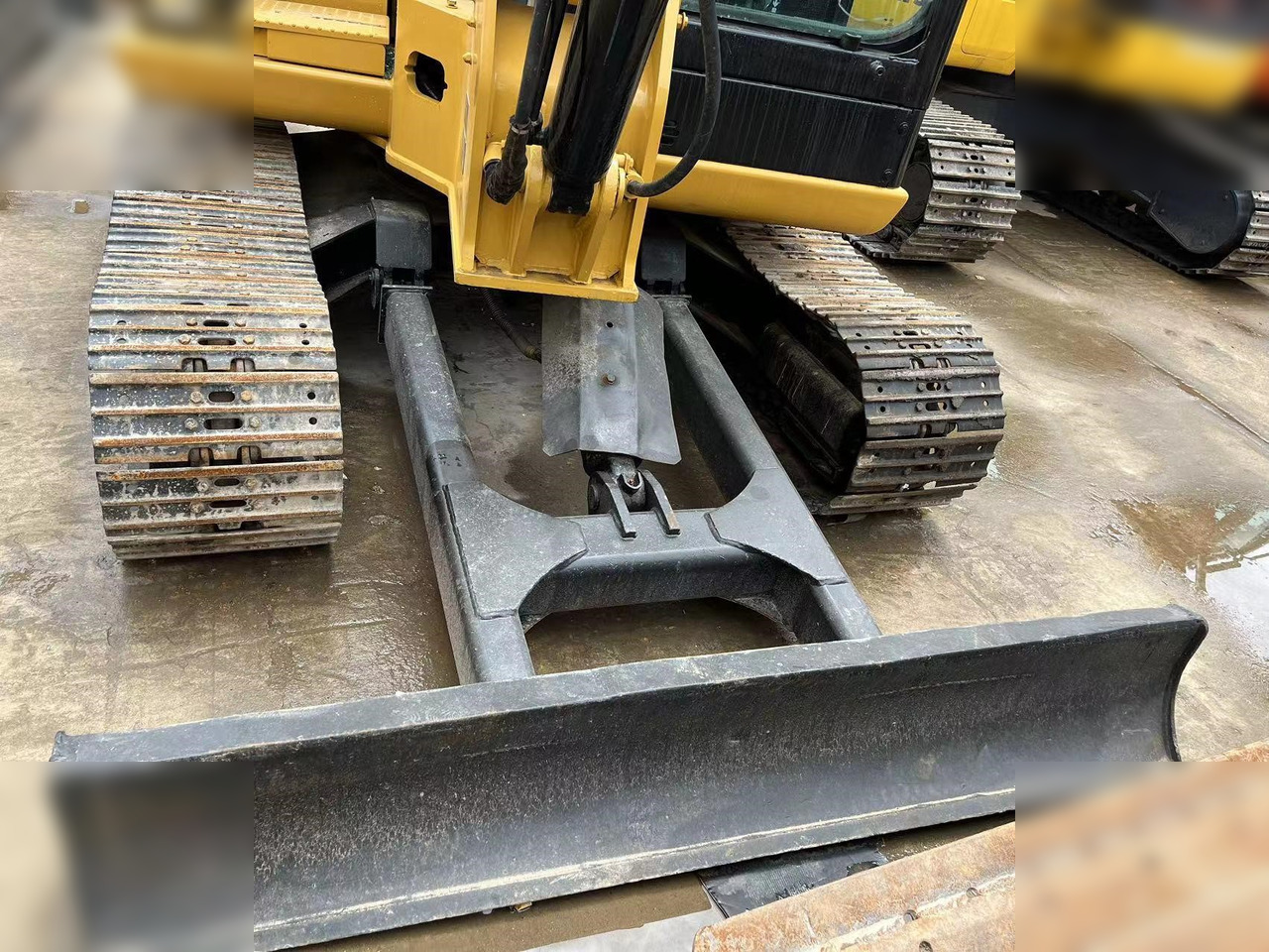 CATERPILLAR 306E2 - Lánctalpas kotró: 5 kép. CATERPILLAR 306E2 - Lánctalpas kotró: 5 kép.