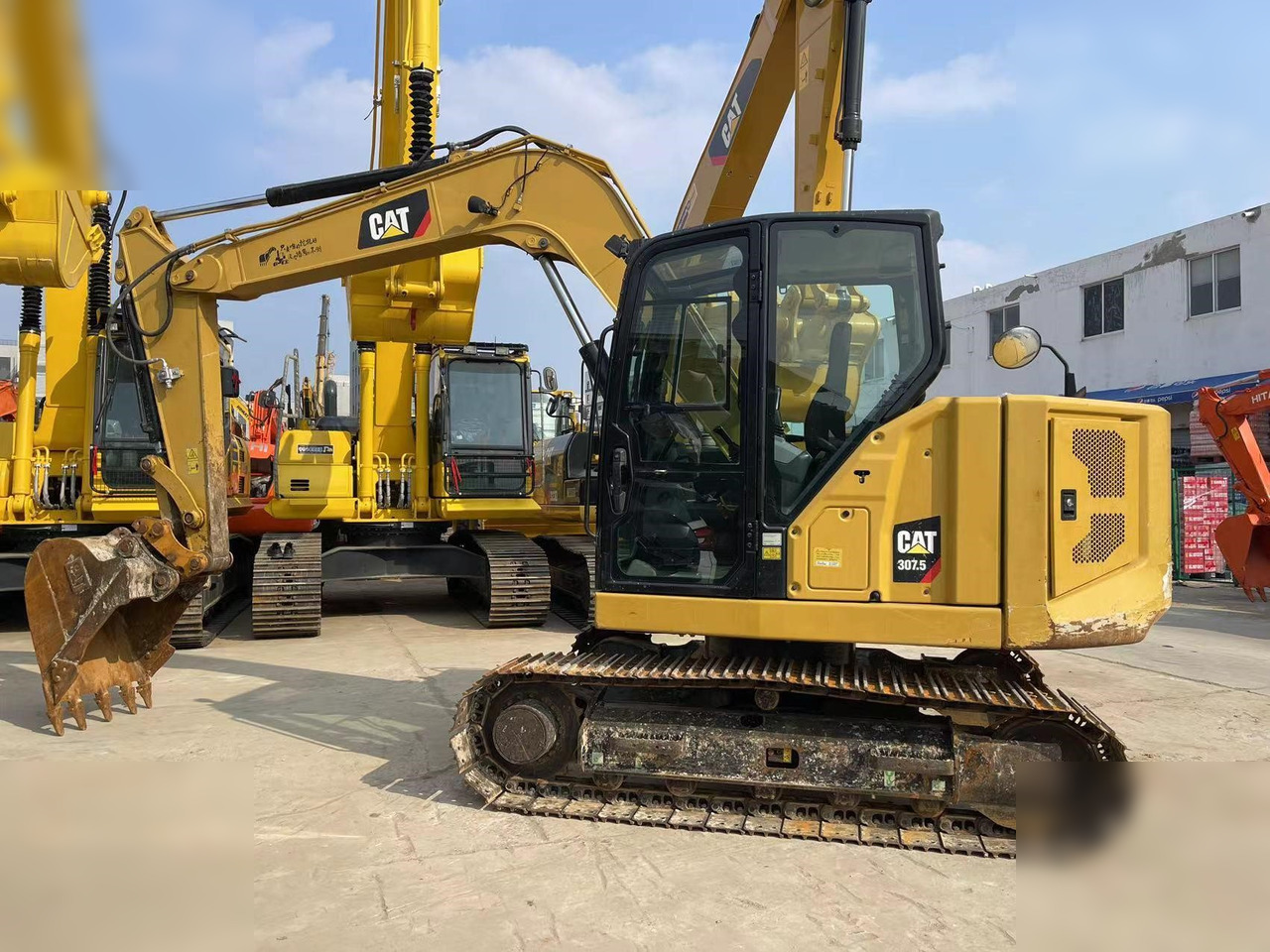 CATERPILLAR 307.5 - Lánctalpas kotró: 1 kép. CATERPILLAR 307.5 - Lánctalpas kotró: 1 kép.