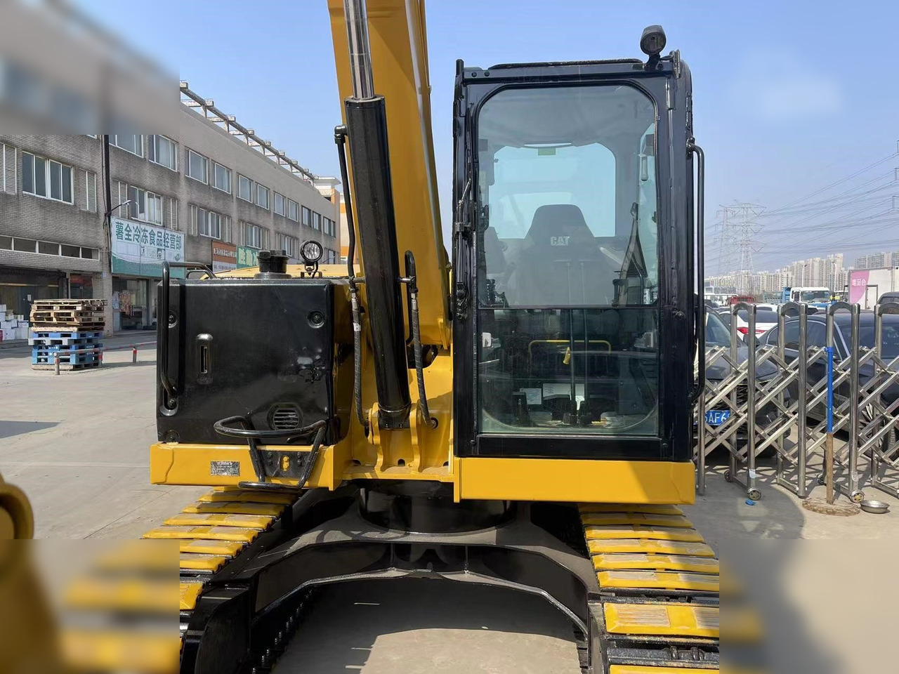 CATERPILLAR 307.5 - Lánctalpas kotró: 4 kép. CATERPILLAR 307.5 - Lánctalpas kotró: 4 kép.