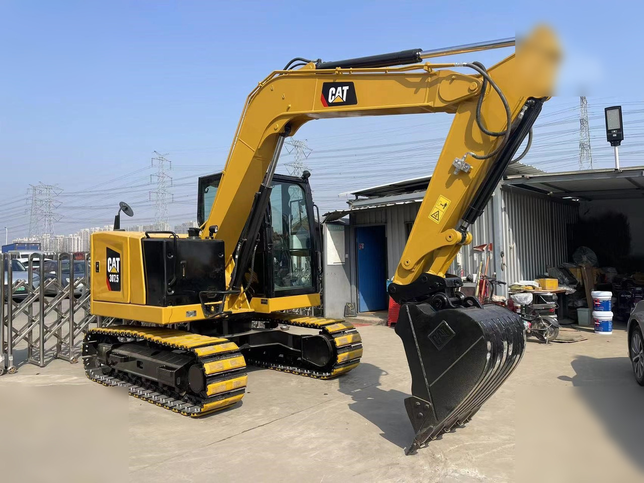 CATERPILLAR 307.5 - Lánctalpas kotró: 5 kép. CATERPILLAR 307.5 - Lánctalpas kotró: 5 kép.