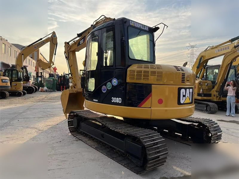 CATERPILLAR 308D - Lánctalpas kotró: 5 kép. CATERPILLAR 308D - Lánctalpas kotró: 5 kép.