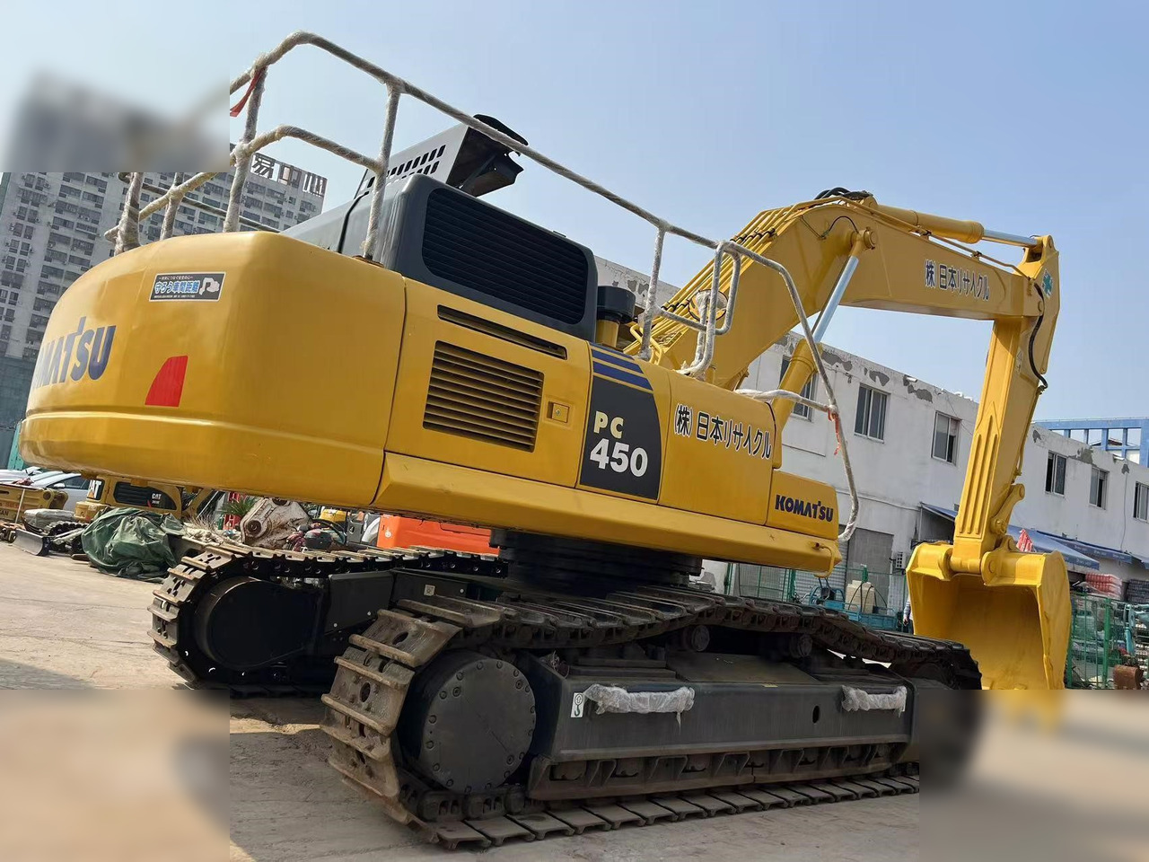 CATERPILLAR 312D2 GC - Lánctalpas kotró: 3 kép. CATERPILLAR 312D2 GC - Lánctalpas kotró: 3 kép.