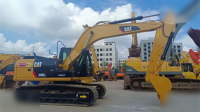 CATERPILLAR 315D - Lánctalpas kotró: 1 kép. CATERPILLAR 315D - Lánctalpas kotró: 1 kép.