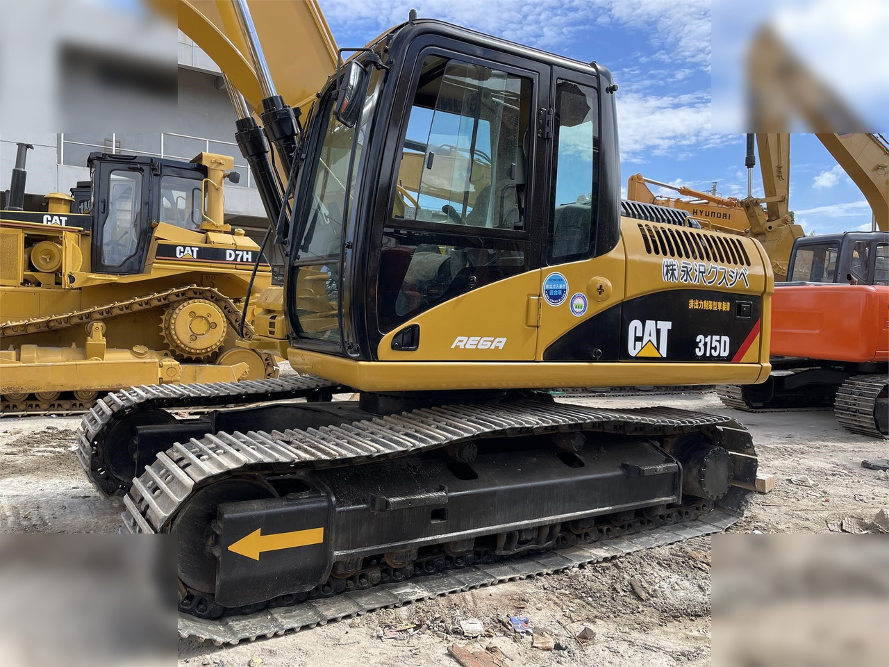 CATERPILLAR 315DL - Lánctalpas kotró: 3 kép. CATERPILLAR 315DL - Lánctalpas kotró: 3 kép.