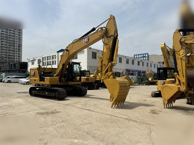CATERPILLAR 320GC - Lánctalpas kotró: 4 kép. CATERPILLAR 320GC - Lánctalpas kotró: 4 kép.